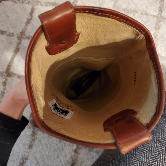Frye Boots 6 - Picture 5 of 11